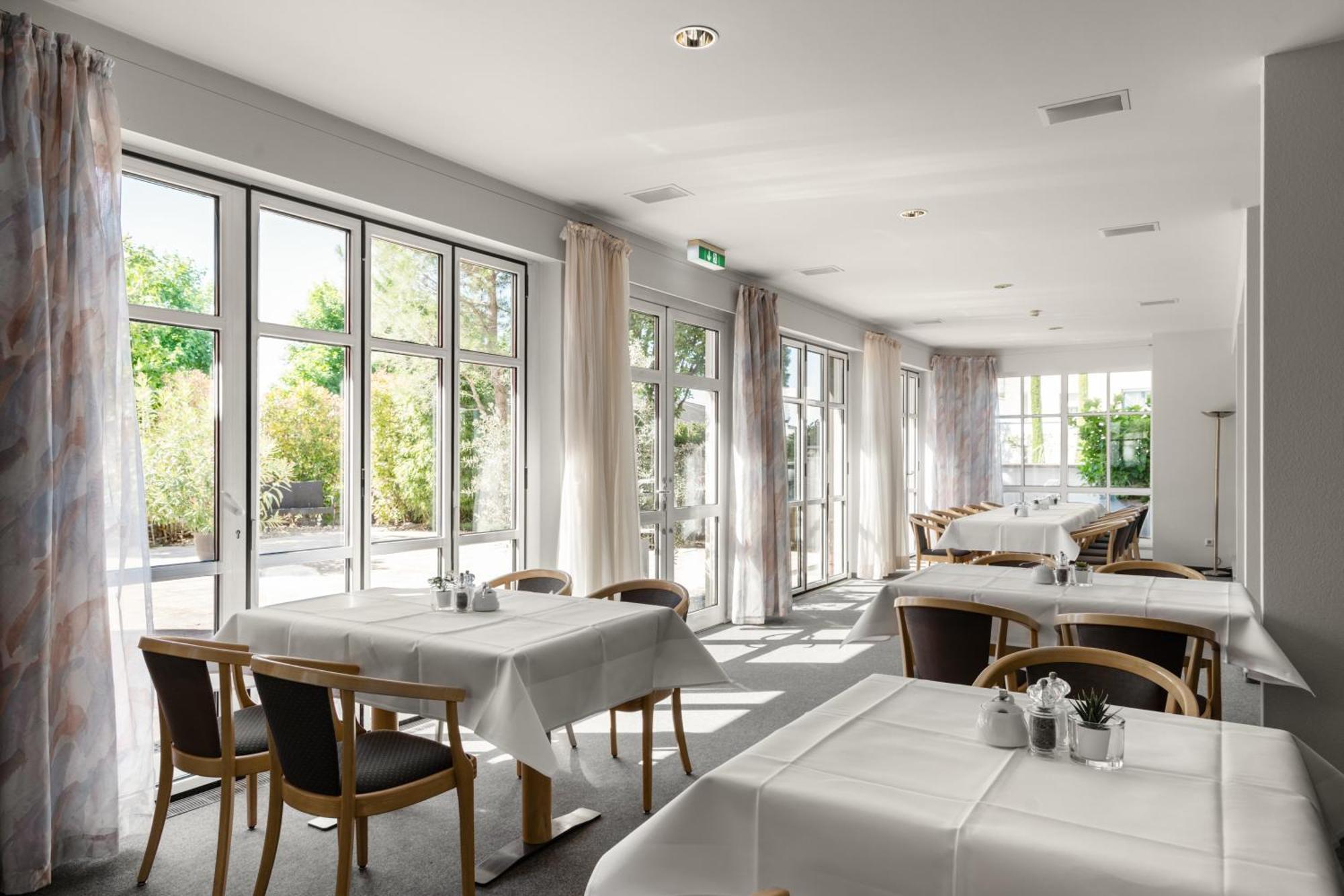 Kirchers Park & Wellnesshotel Kaiserstuhl Garni Endingen am Kaiserstuhl Kültér fotó